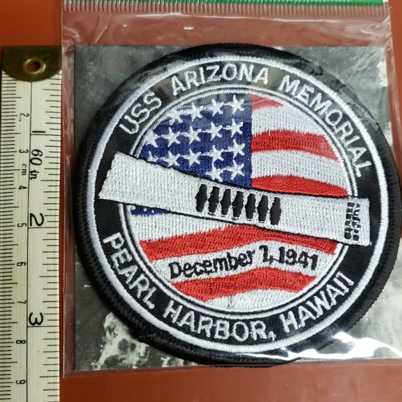 USS Arizona Patch and Pin - Picture 2 of 6
